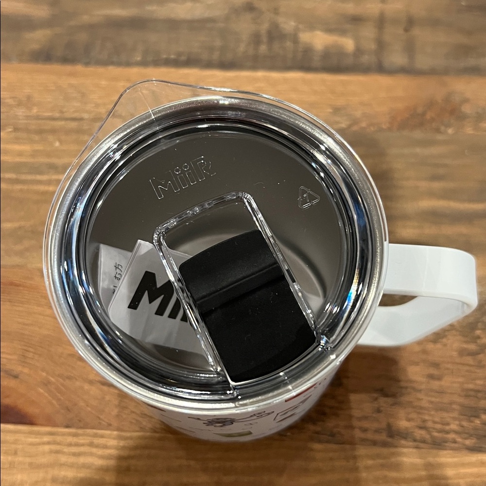 Roller Rabbit x Starbucks Mug - Picture 5 of 6